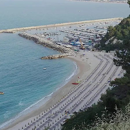 Riviera Del Conero - Ginestra 300 Apartment *